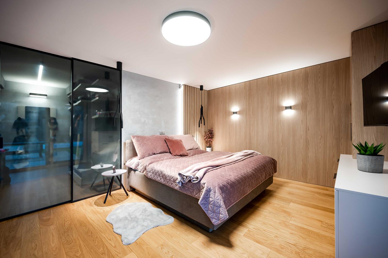 Premium sliding system with Ideanet door