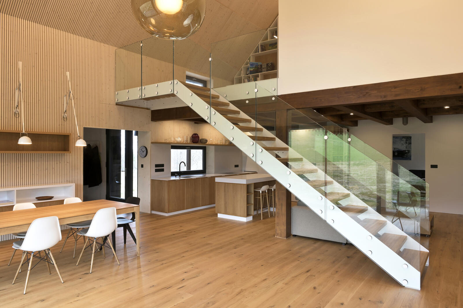 Laser 1020 staircase